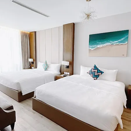 Panorama Oceanfront Suite Nha Trang Exterior photo