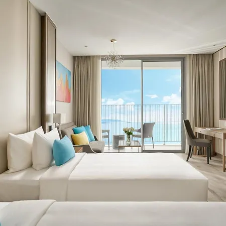 Panorama Oceanfront Suite Nha Trang Exterior photo