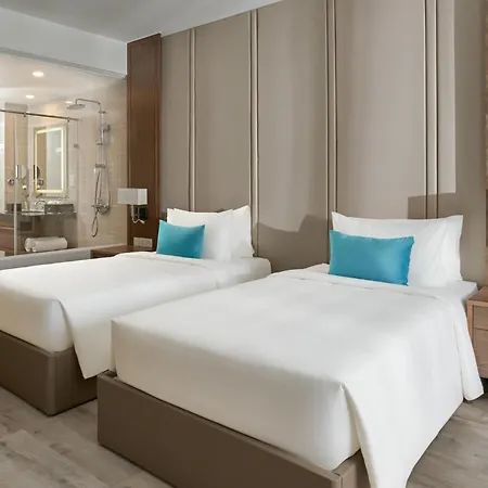 Panorama Oceanfront Suite Nha Trang Exterior photo