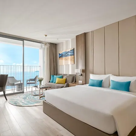 Panorama Oceanfront Suite Nha Trang Exterior photo