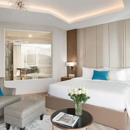Panorama Oceanfront Suite Nha Trang Exterior photo