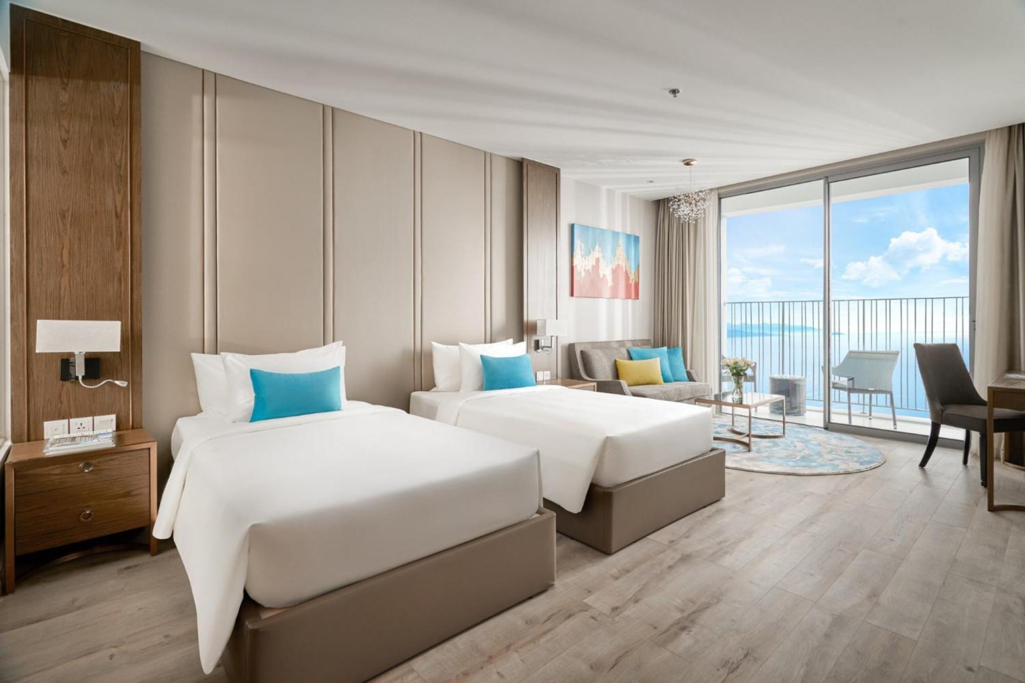 Panorama Oceanfront Apartment *