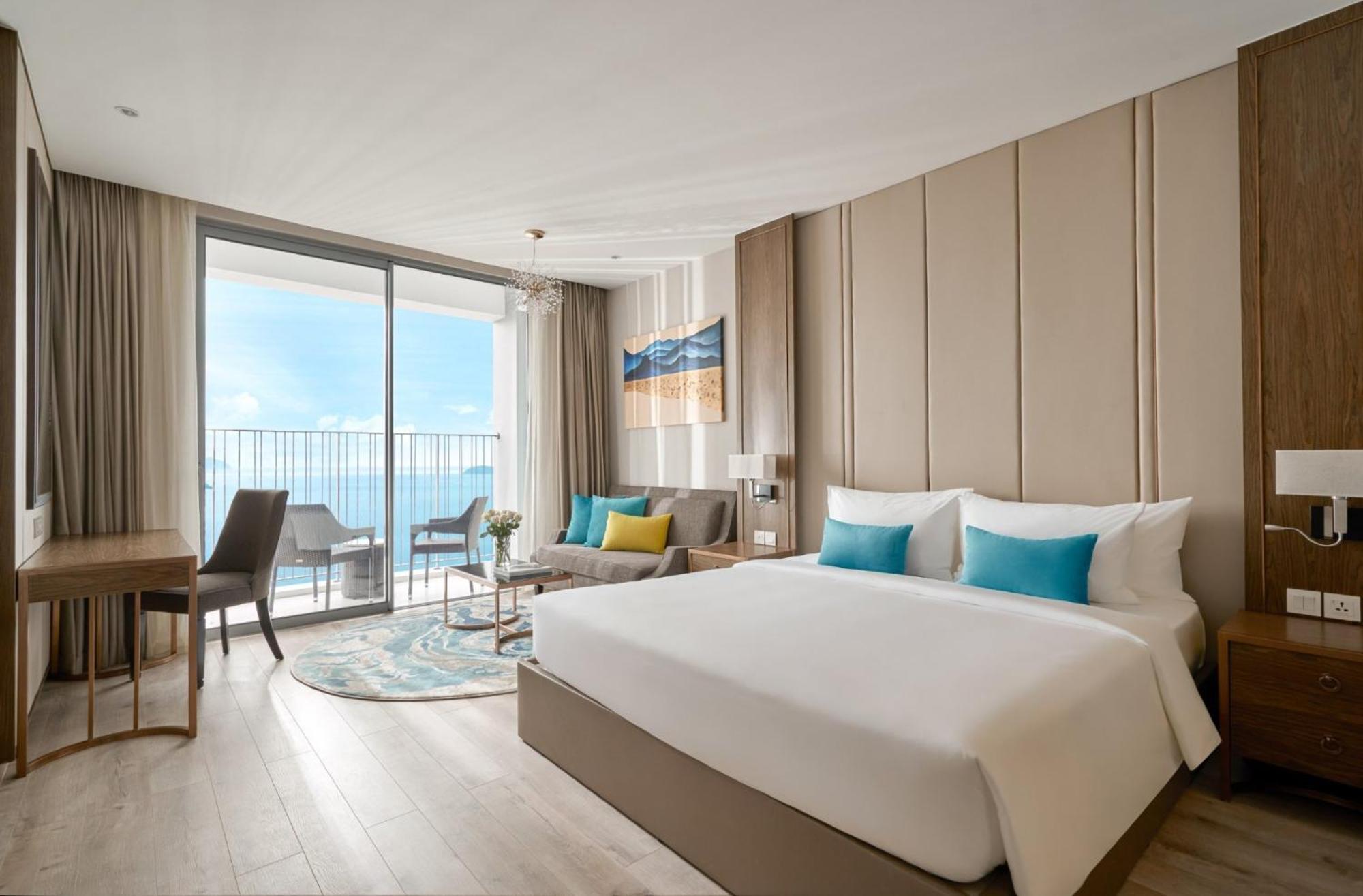 Panorama Oceanfront * Nha Trang