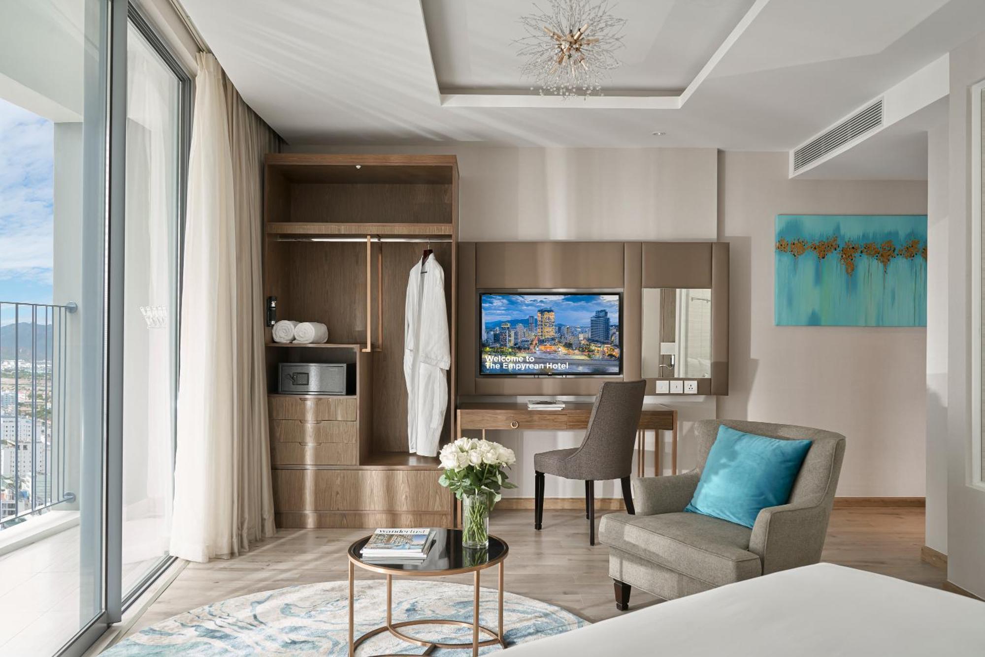 Panorama Oceanfront Nha Trang